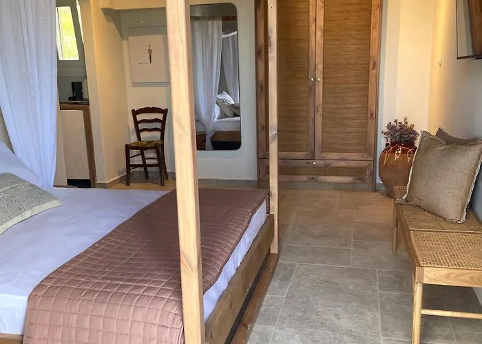 Kisari Cozy Kímolos